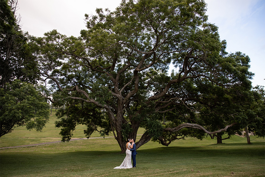 Post Wedding Ceremony Stroll Through Victoria Park Parklands